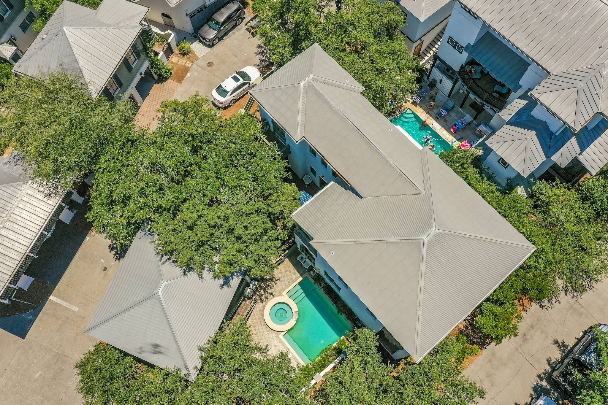 Inez House - Image 42