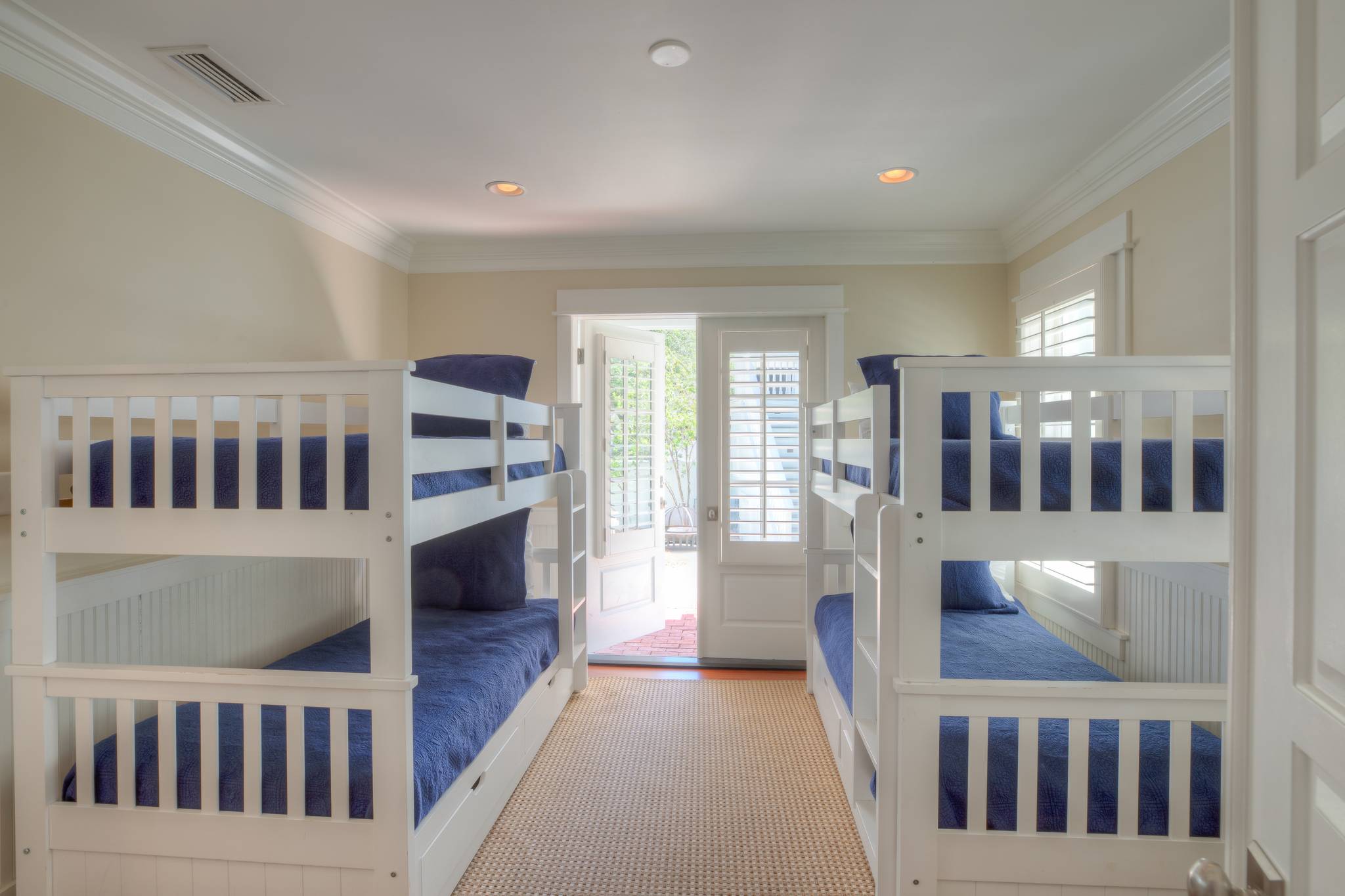 Blue Fish Home - Image 13