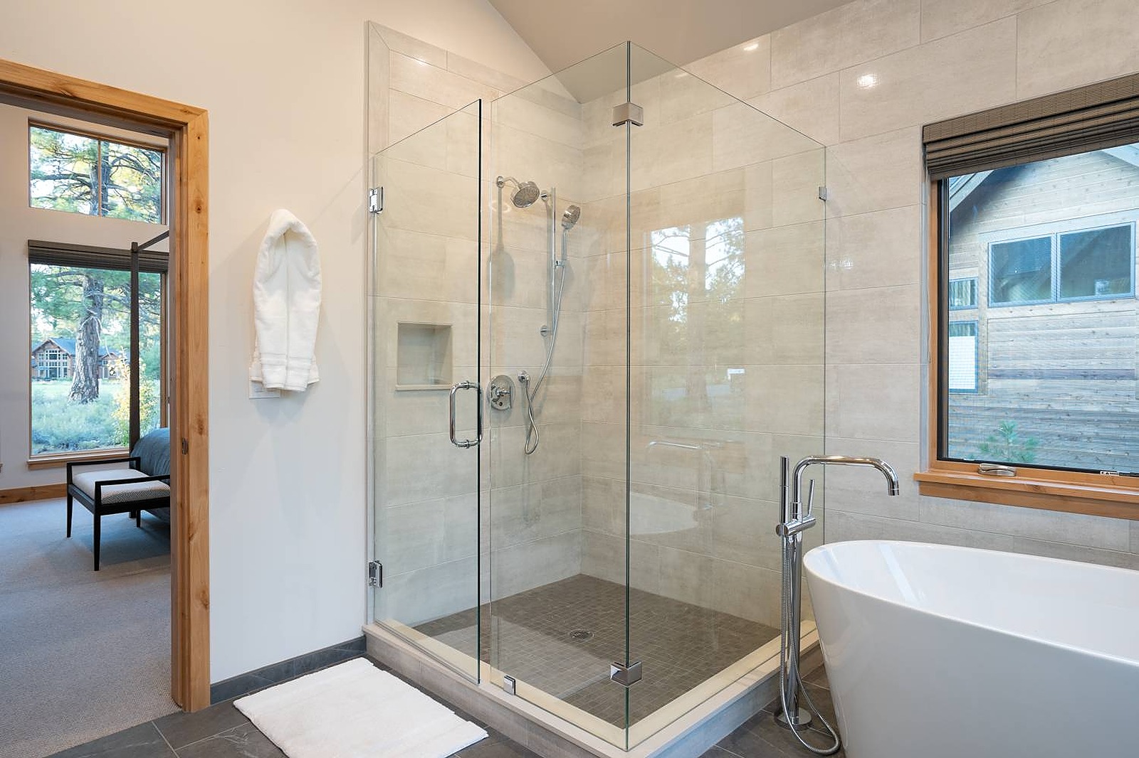 Sutter House - Image 23