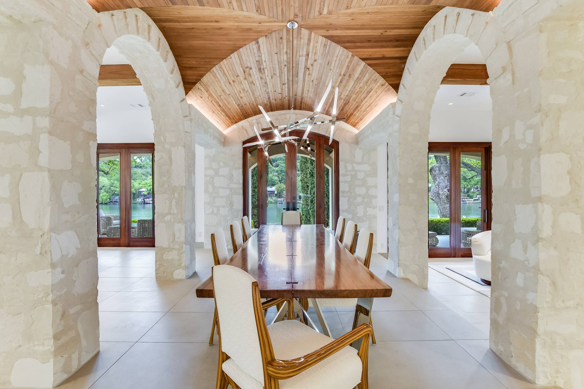 Southern Magnolia Estate - Image 4