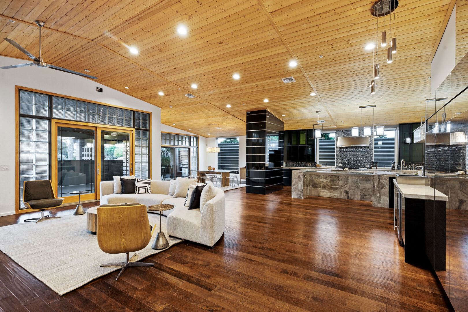 Waterfall House - Image 5