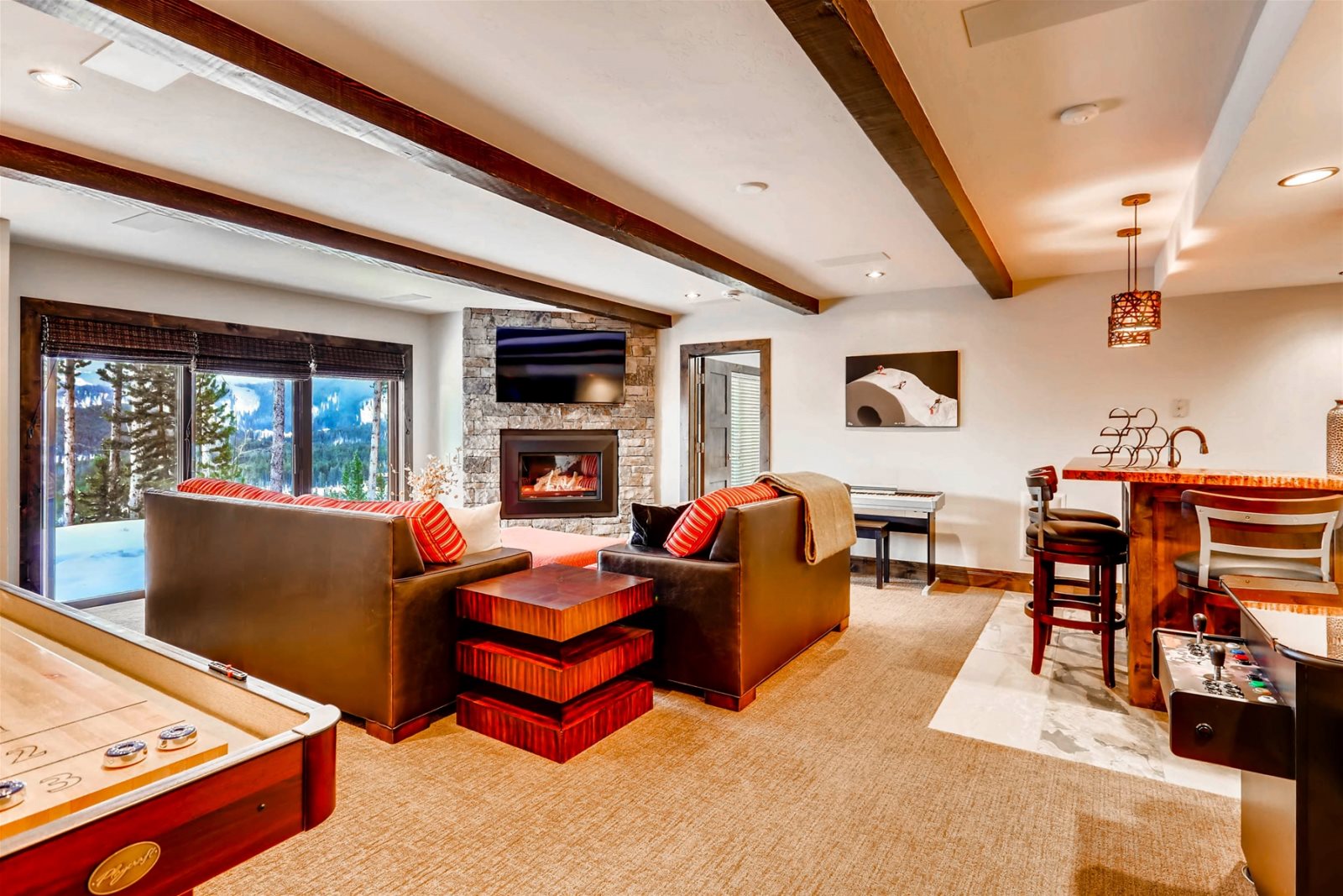 Amber Manor - Image 27