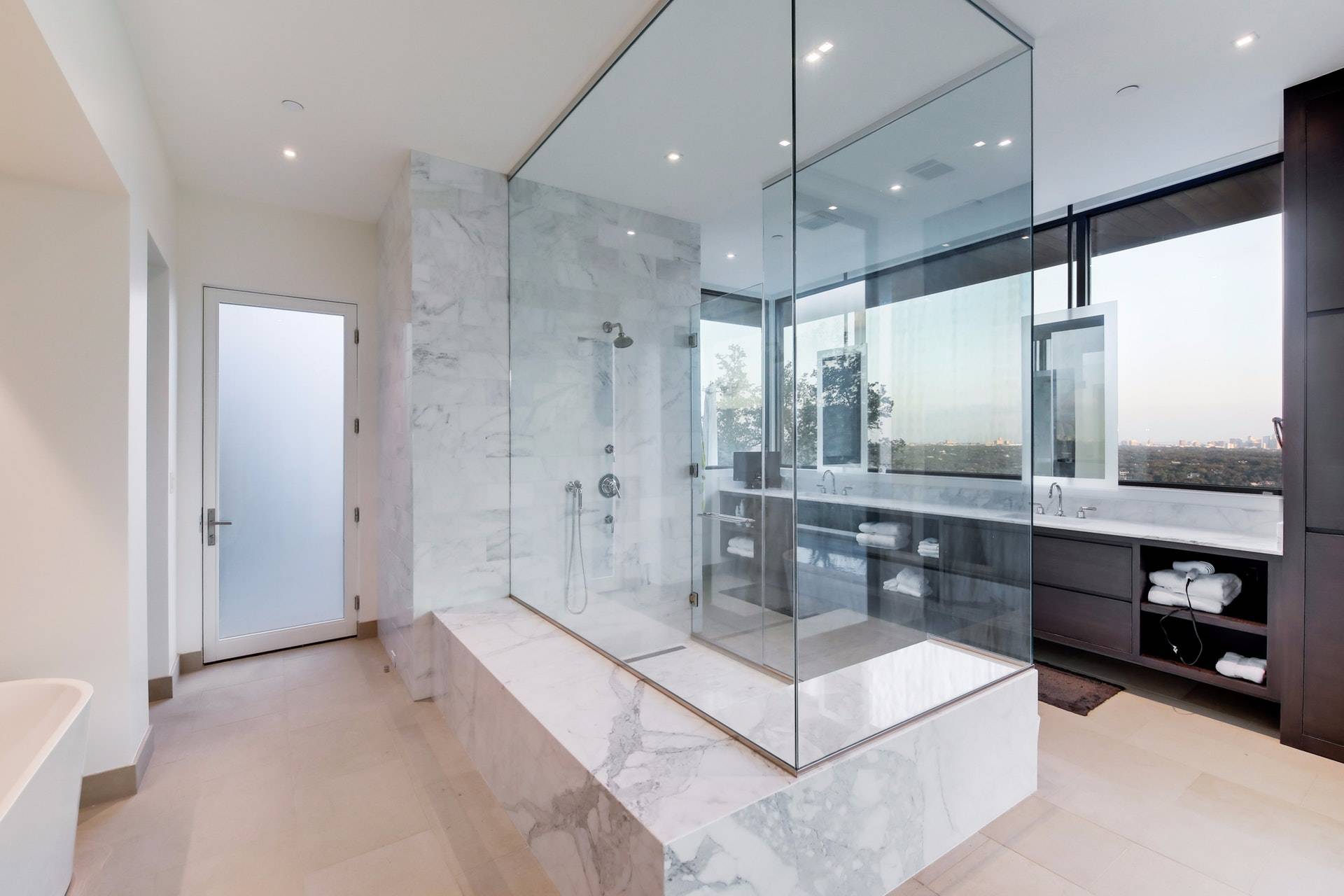 Leon Home - Image 16