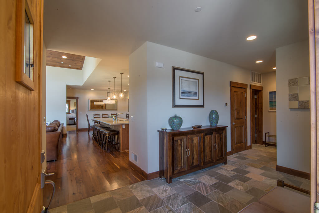 Hemlock House - Image 3