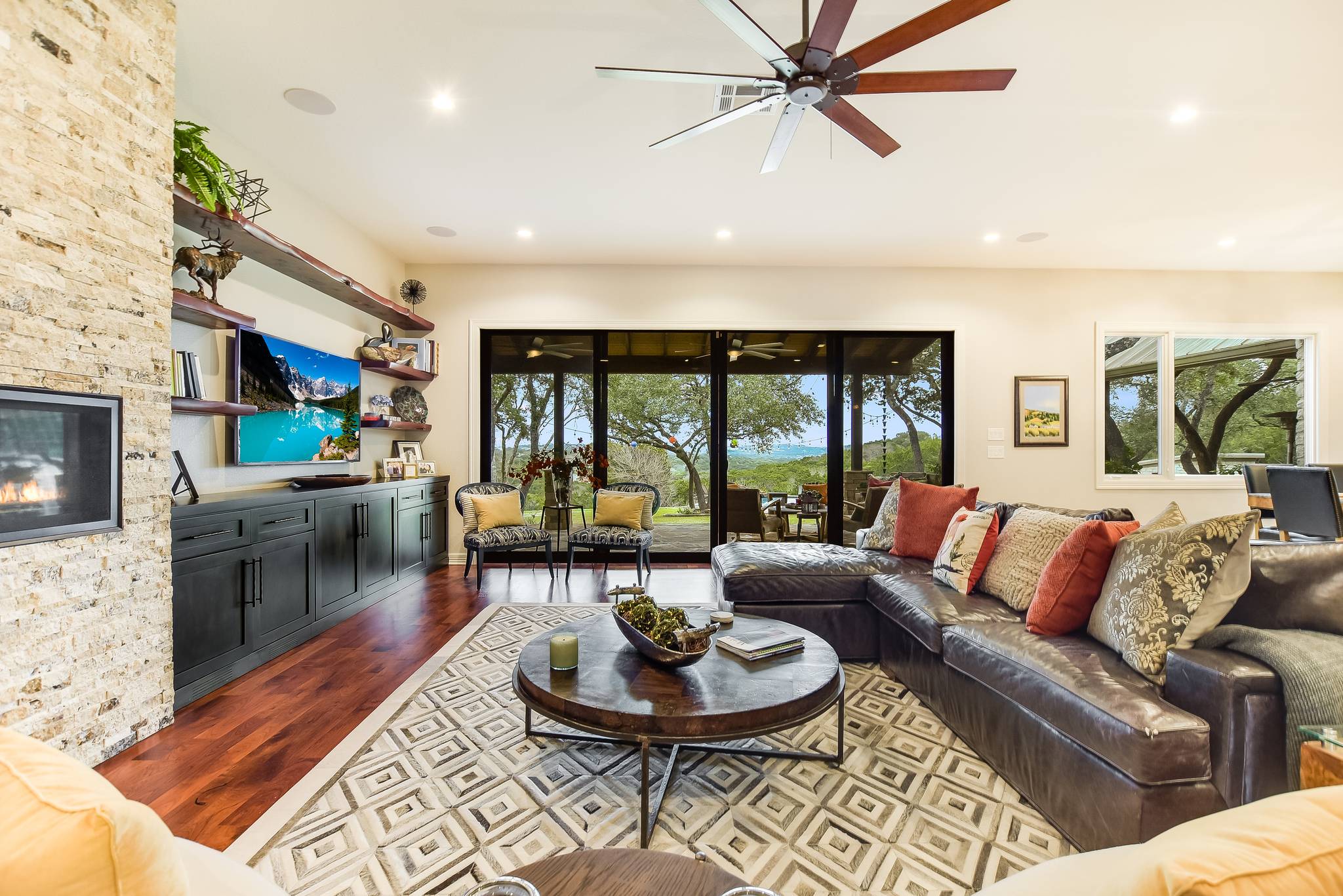 Scrub Oak House - Image 3