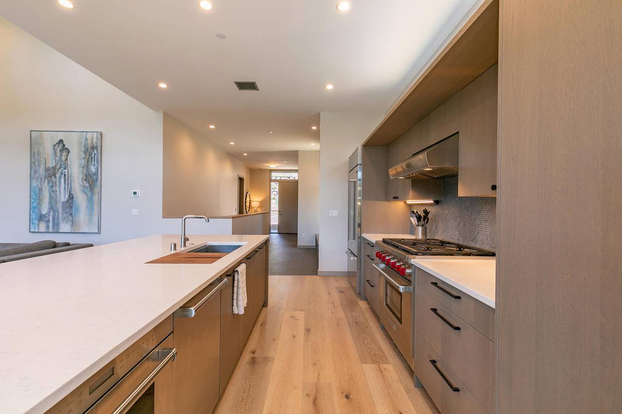 Spring House - Image 15