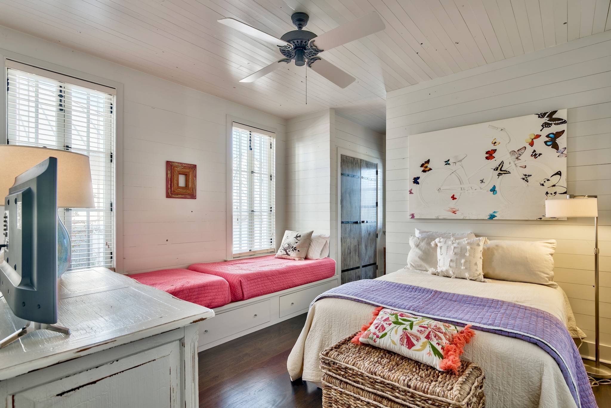 Leatherjack House - Image 21