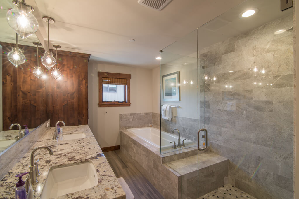 Hemlock House - Image 19