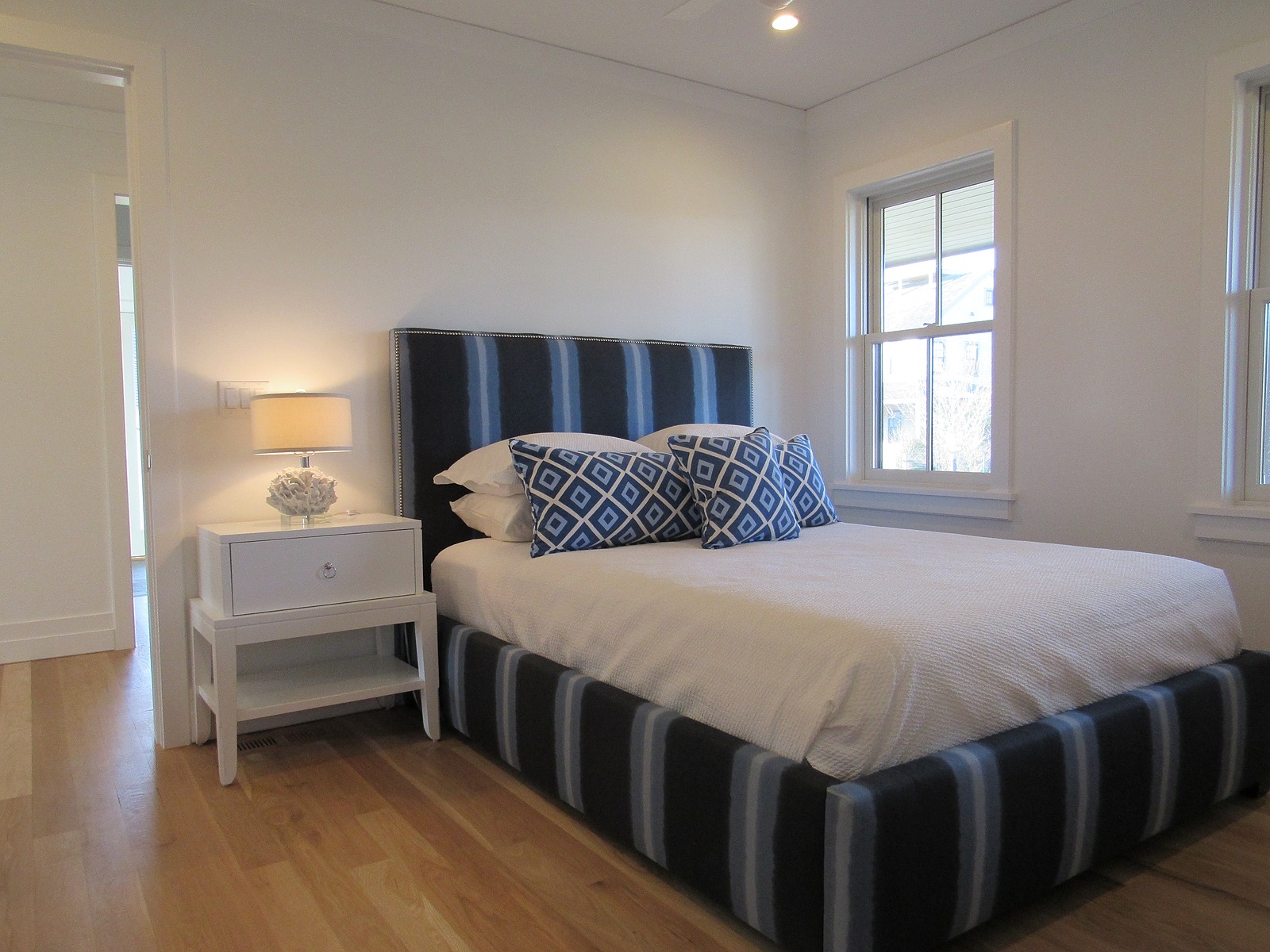 Ellen House - Image 8