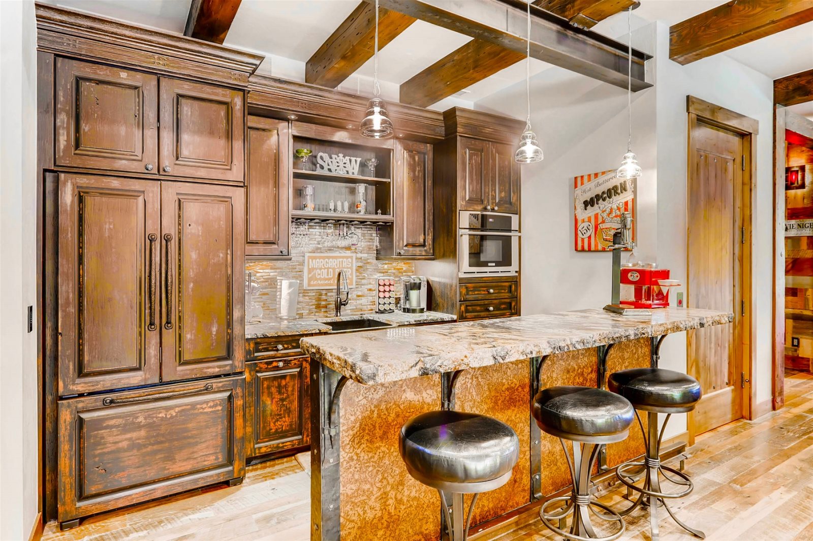 Peak Villa - Image 4