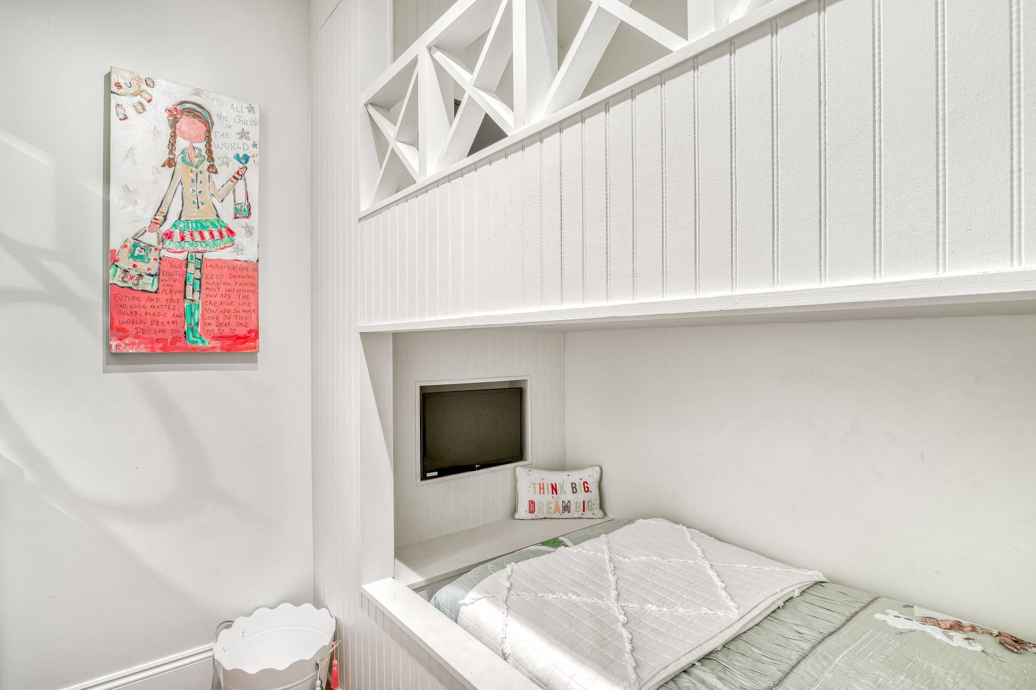 Blue Oasis Home - Image 22