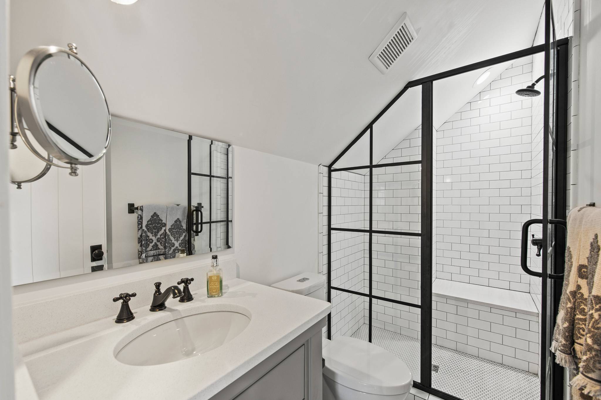 Hamlet Manor - Image 29