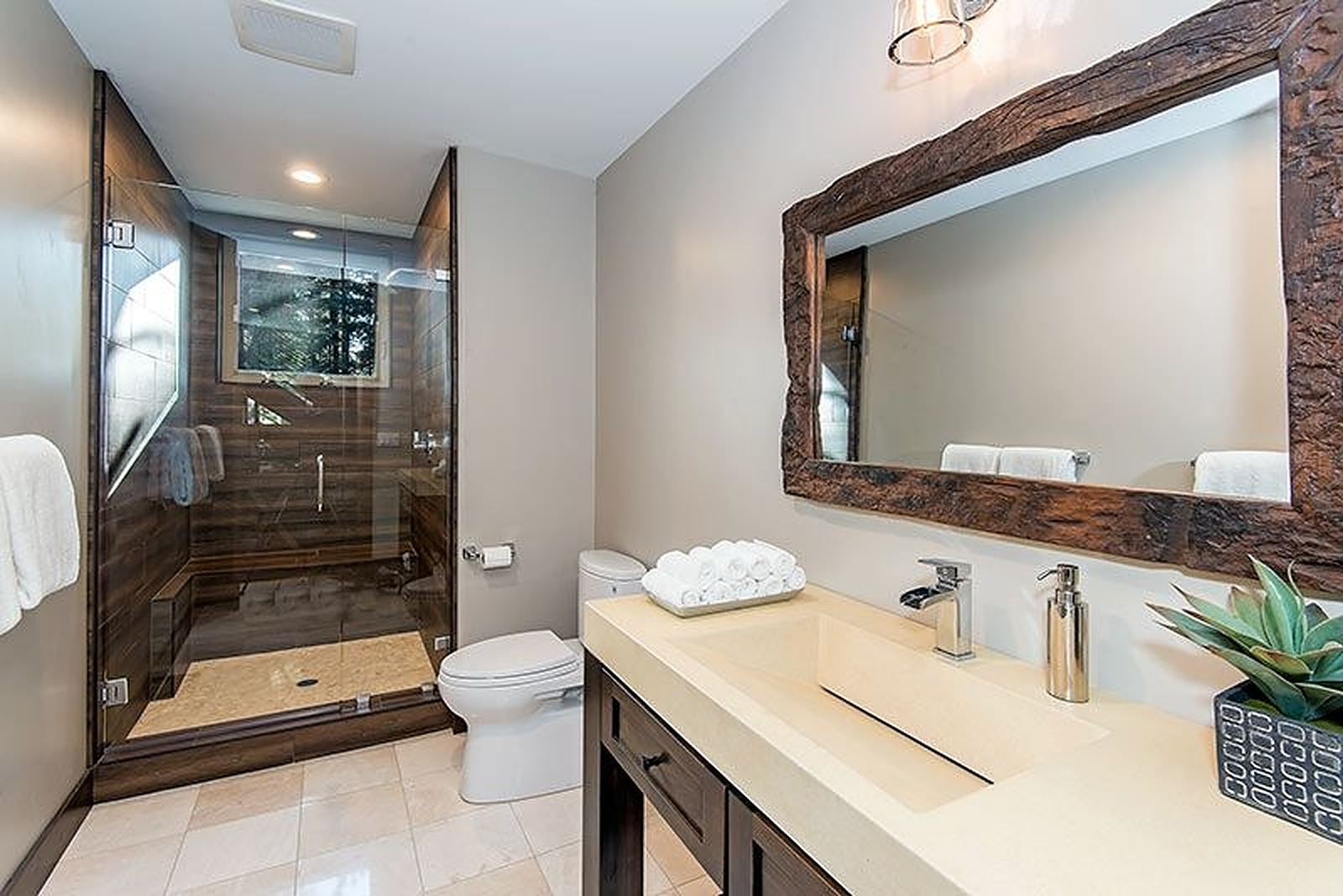 Saddle Manor - Image 37