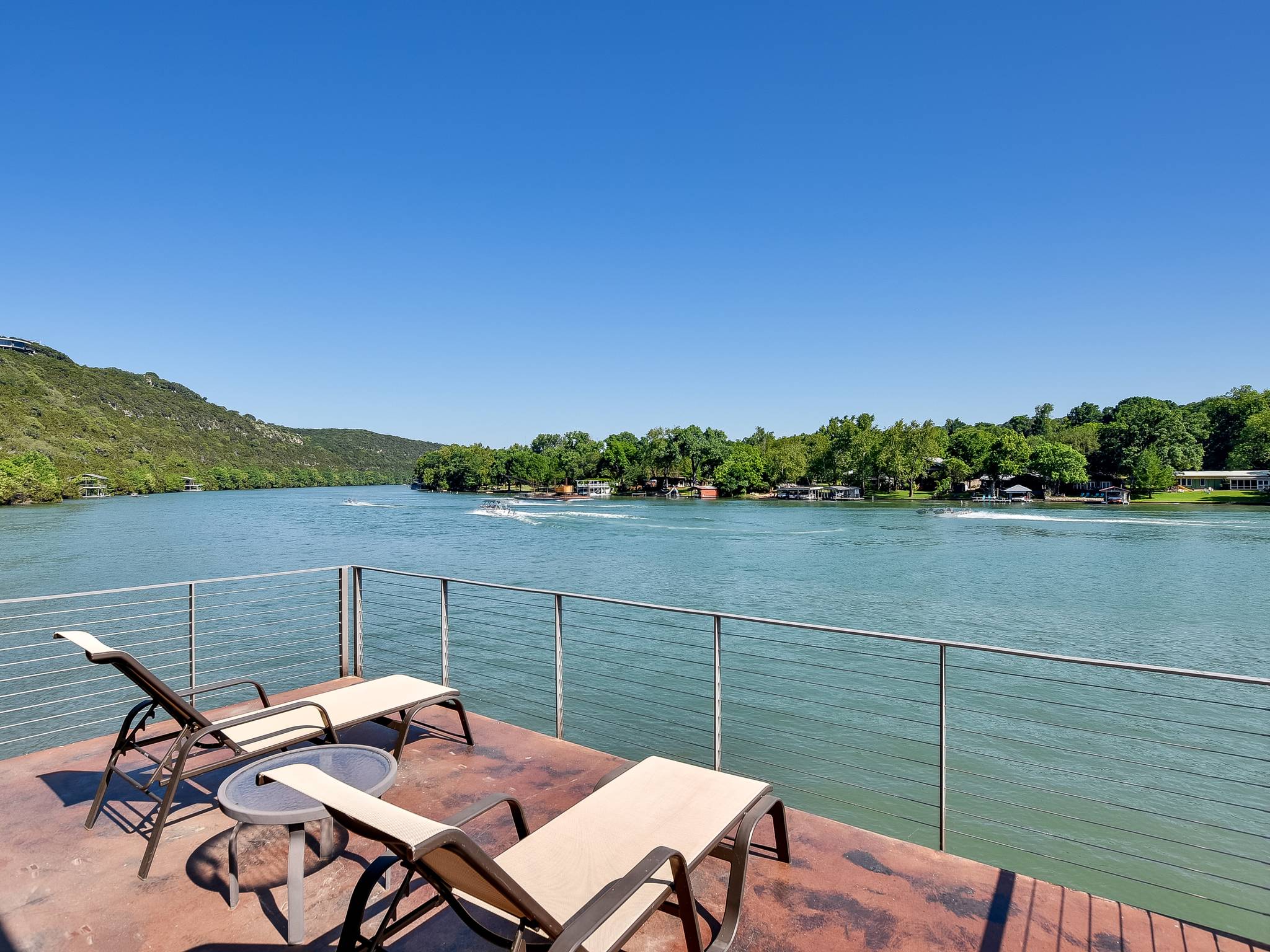 Red Cypress Home - Image 41