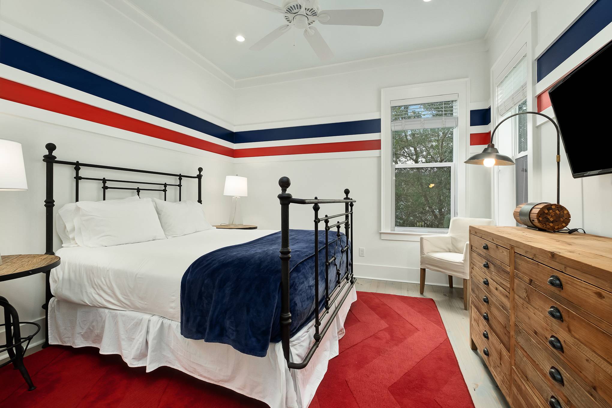 Pinecrest House - Image 37