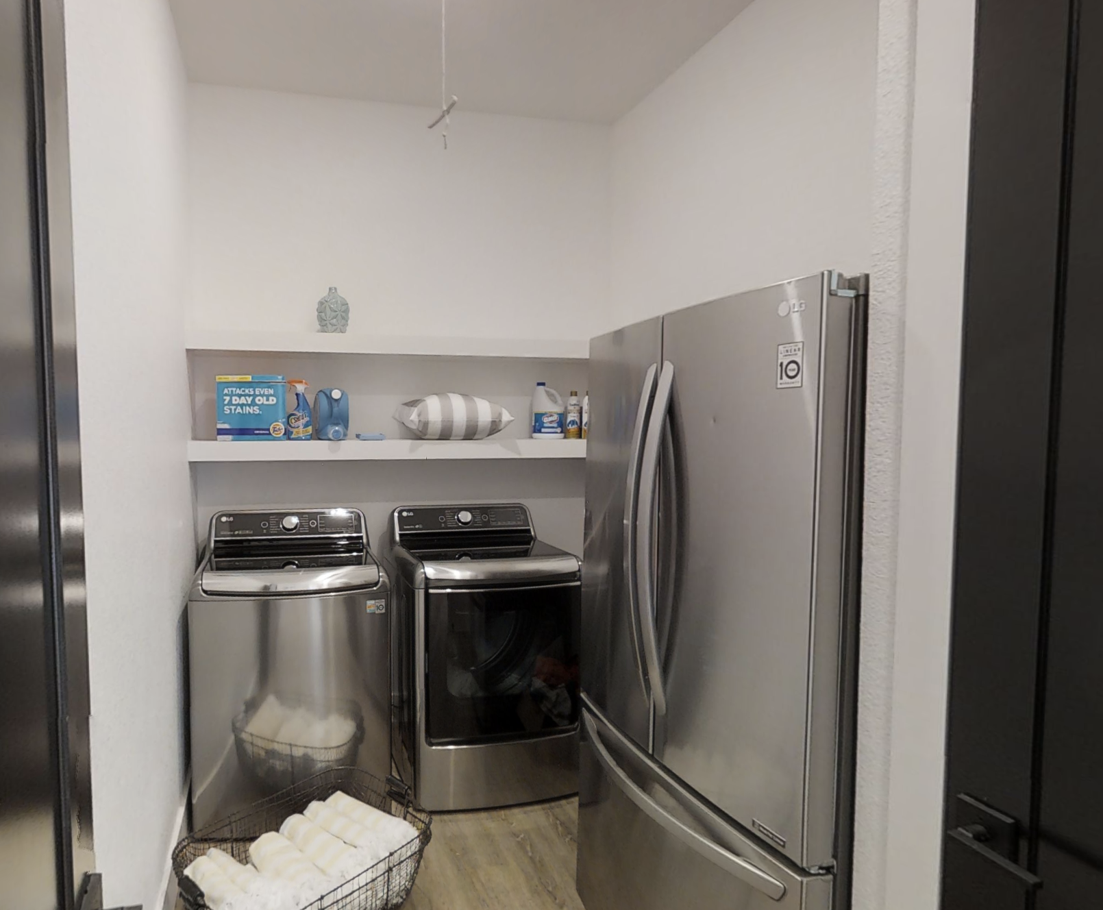 Sundown Manor - Image 68