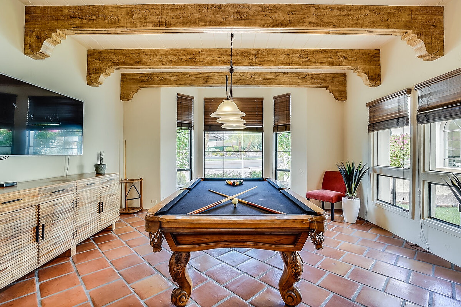 Valley Manor - Image 16