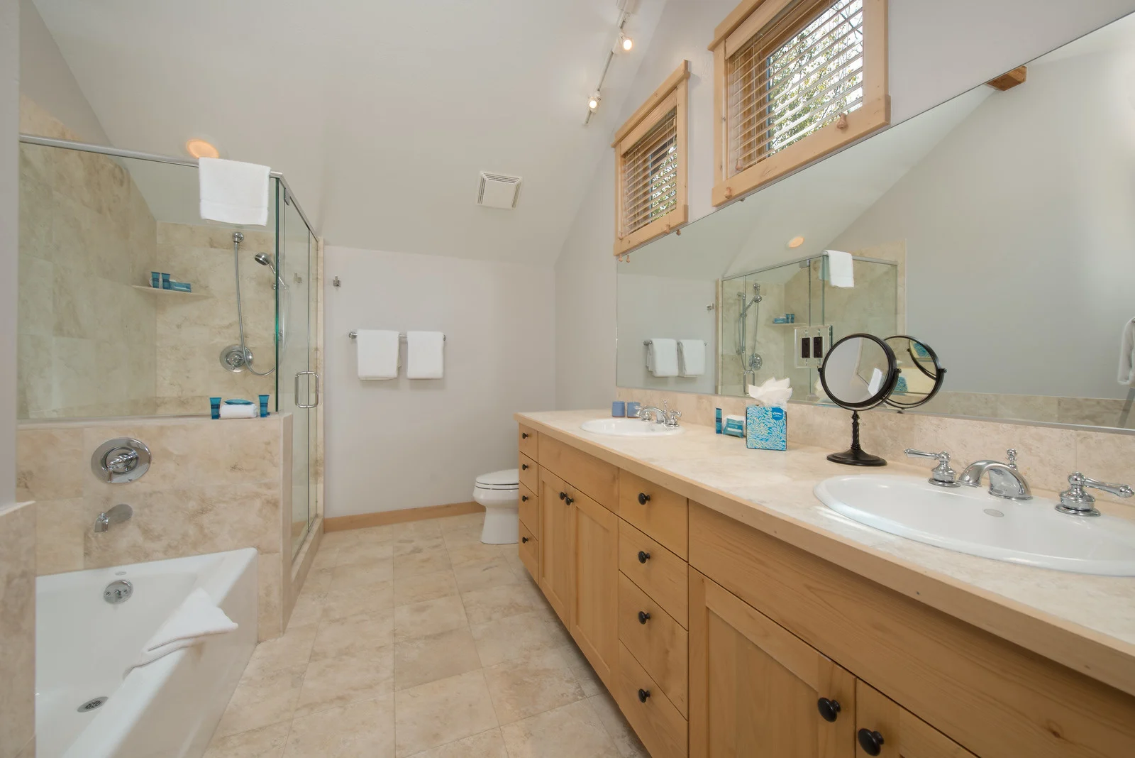 Redtail Home - Image 8