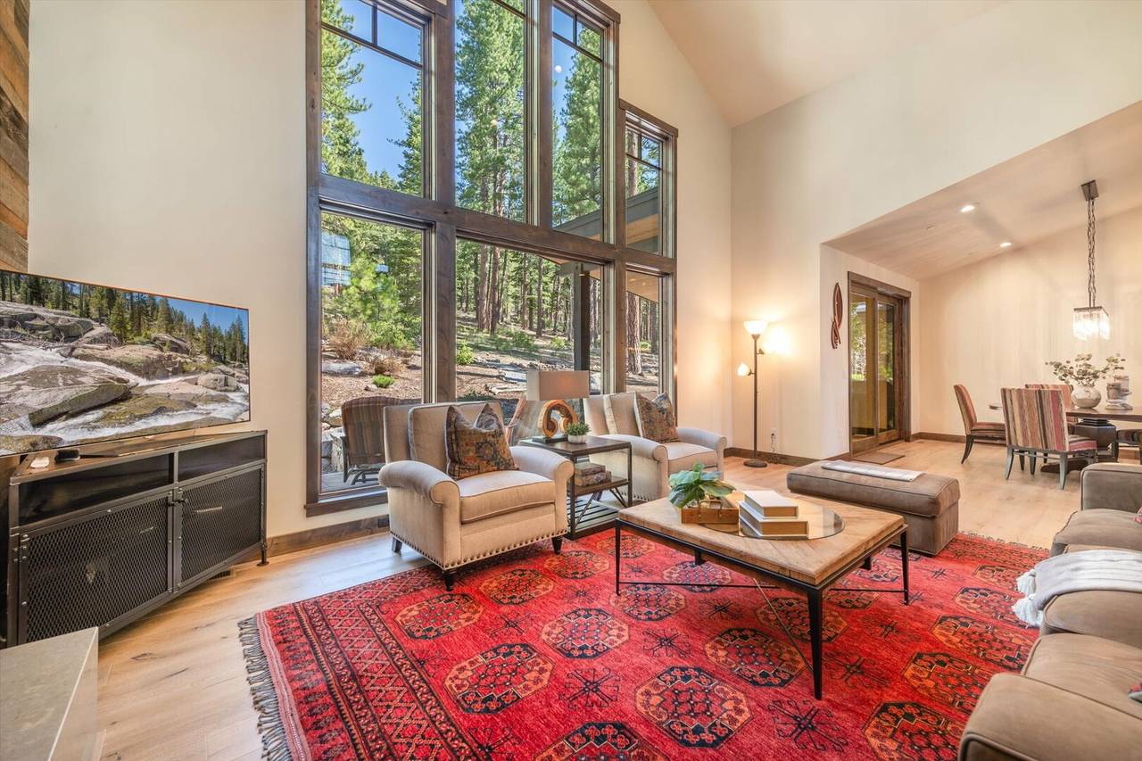 Jacobson House - Image 5