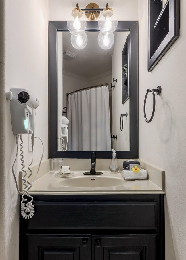 Fox Place - Image 21