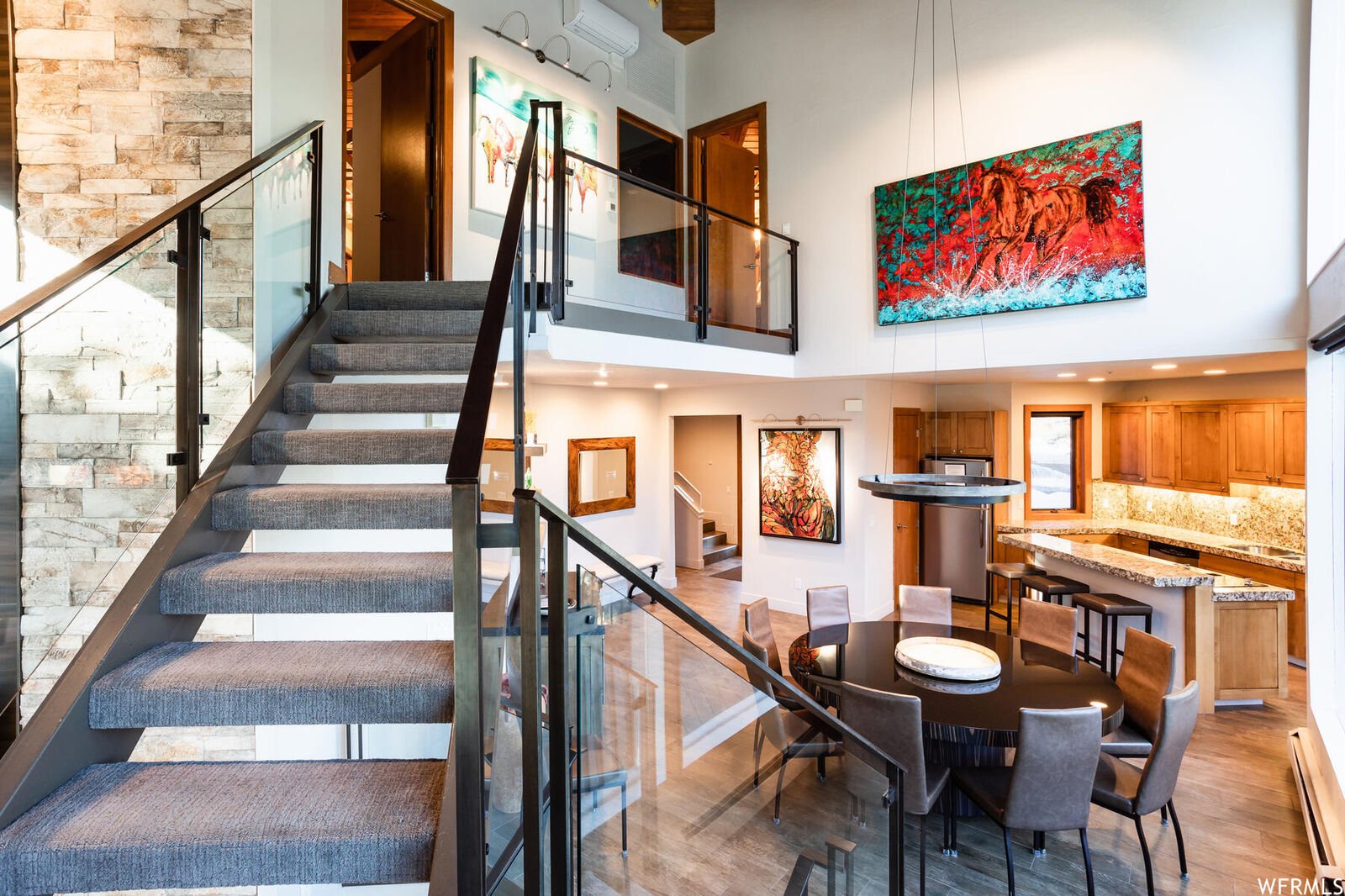 Pinnacle House - Image 8