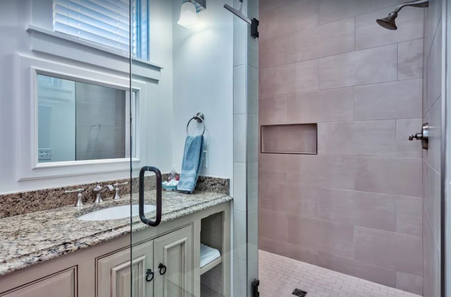 Water House - Image 20