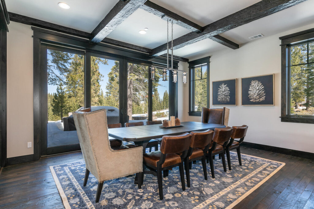 Red Fir House - Image 11