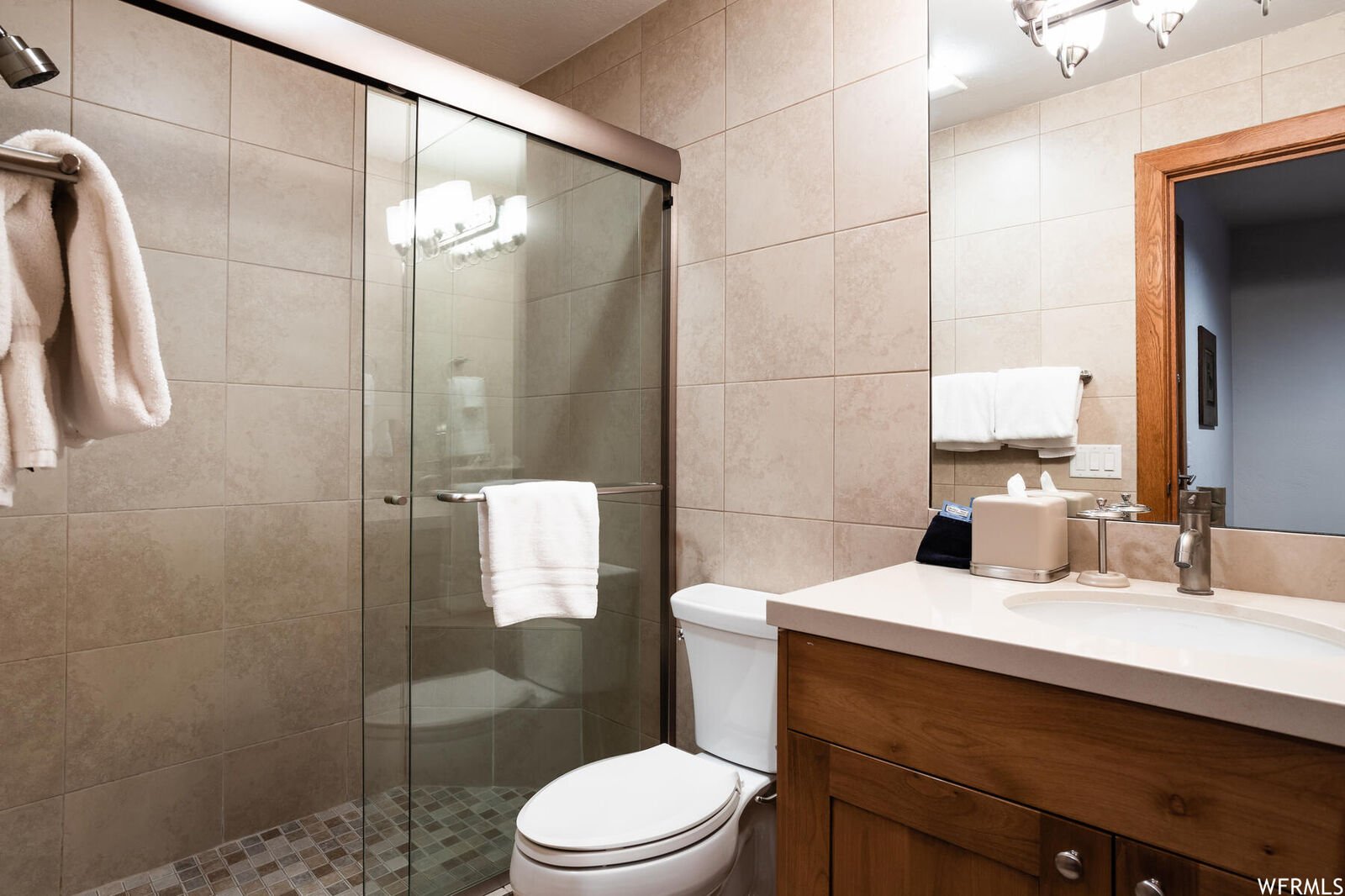 Pinnacle House - Image 32