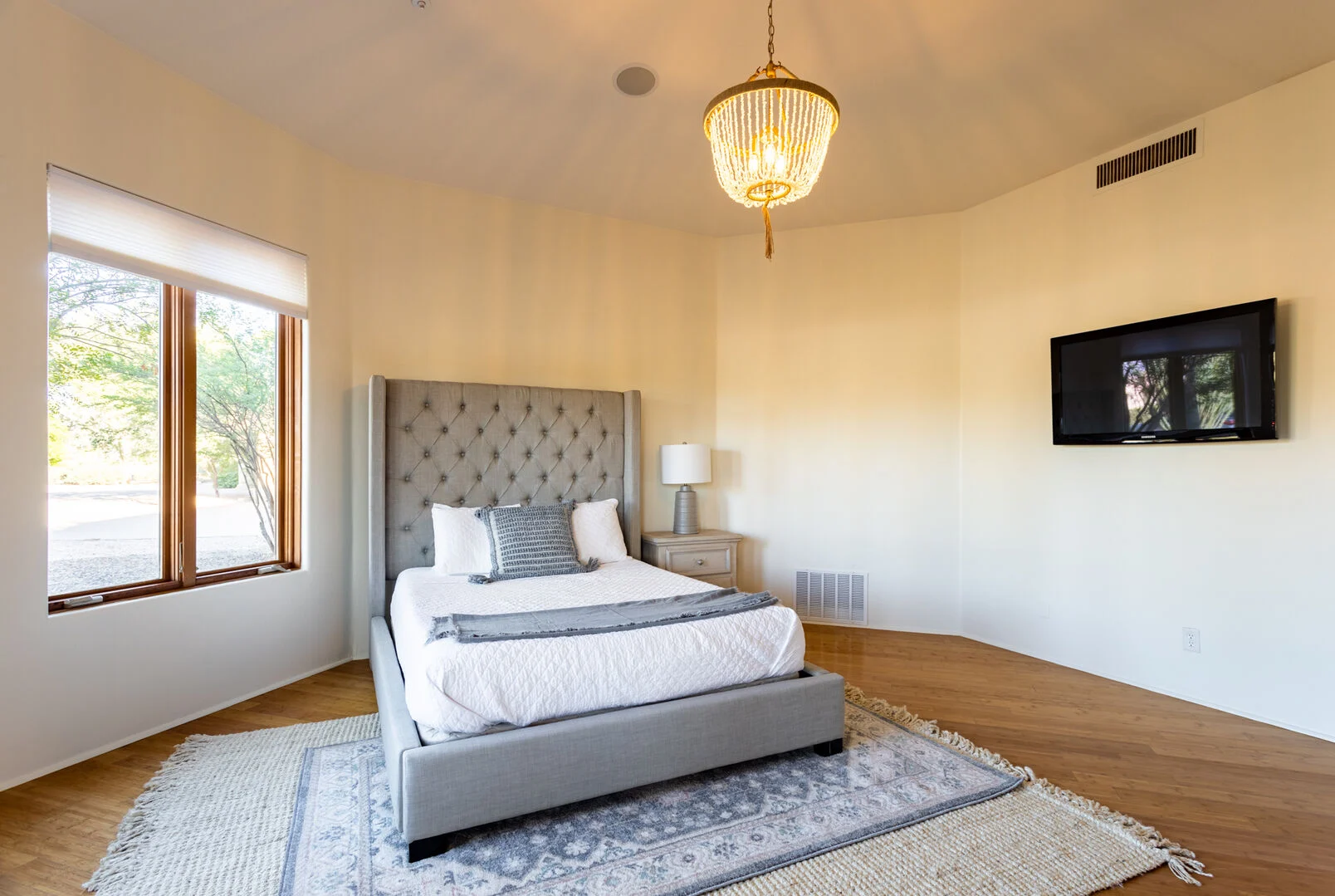 Isabella Manor - Image 7