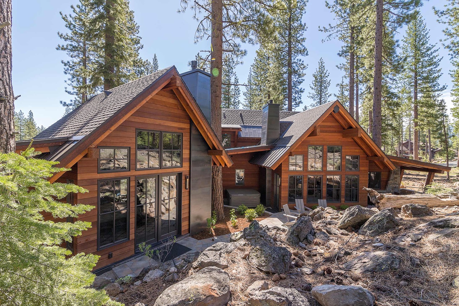 Pine House - Image 3