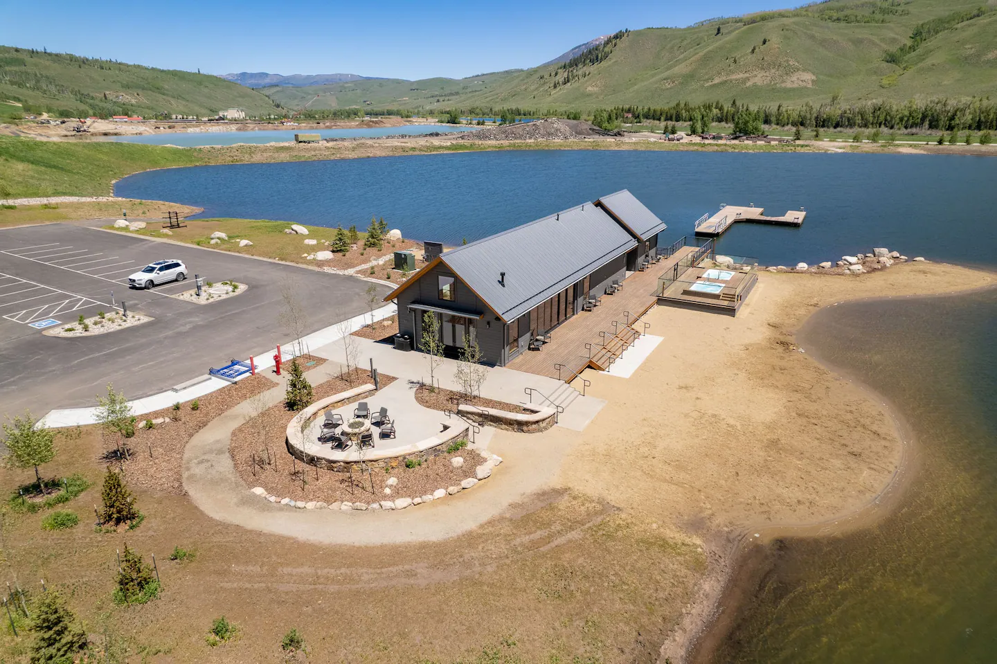 Summit Home - Image 24