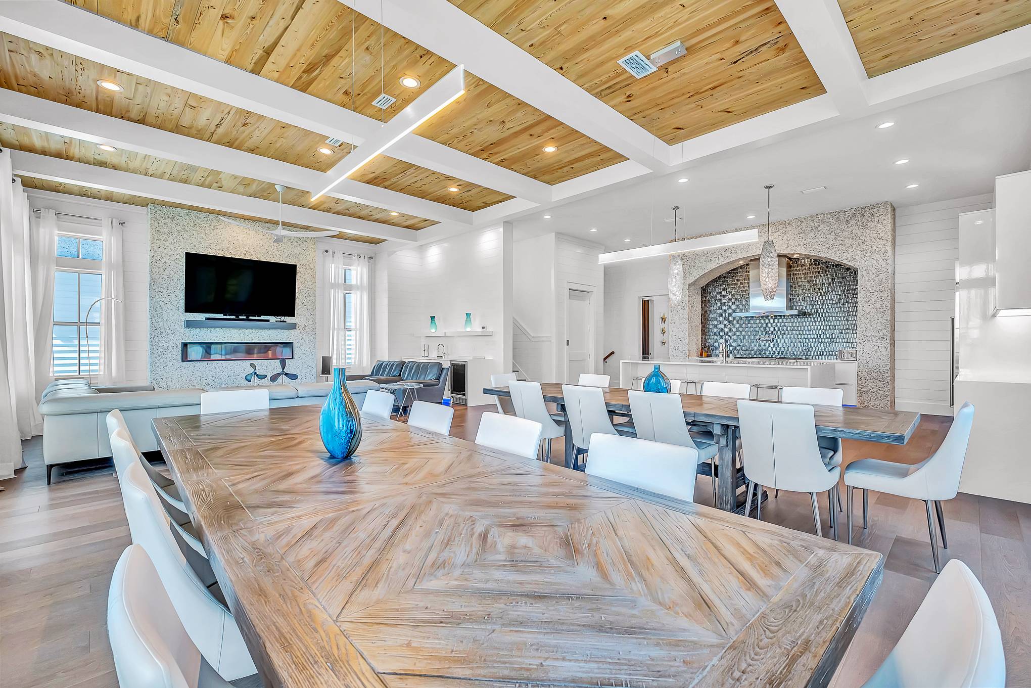 Lantern Manor - Image 23