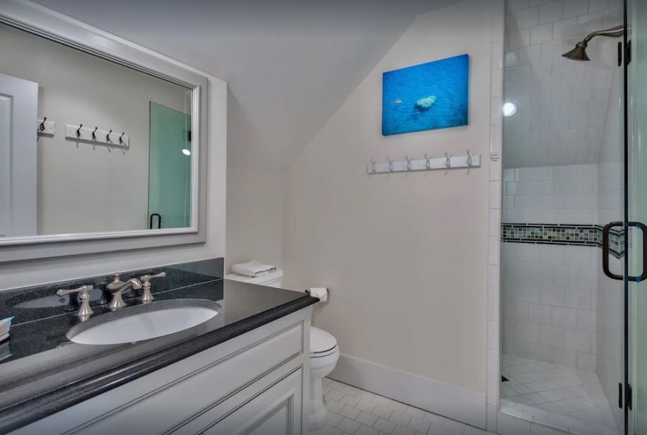 Water House - Image 29