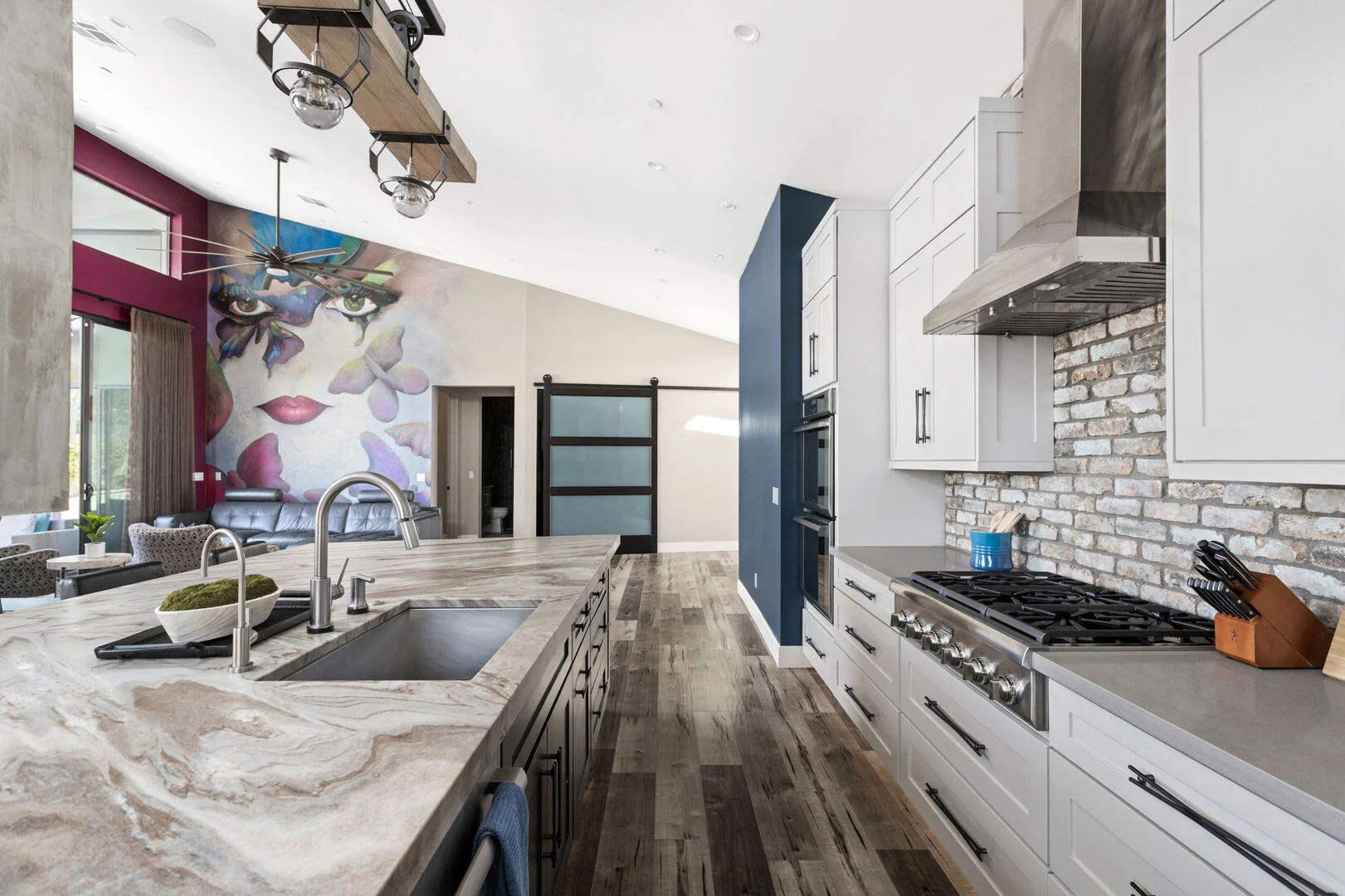 Camelback House - Image 7