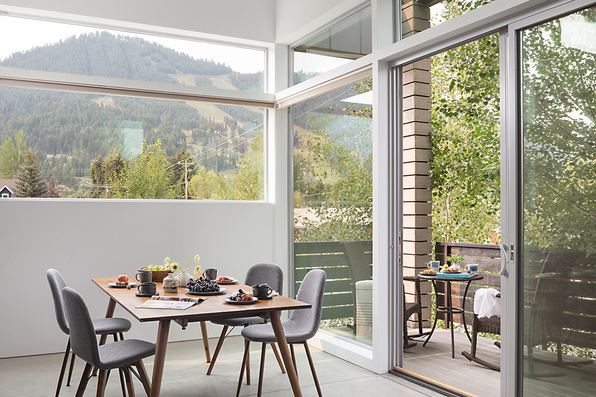 Yellow Mules Home - Image 5