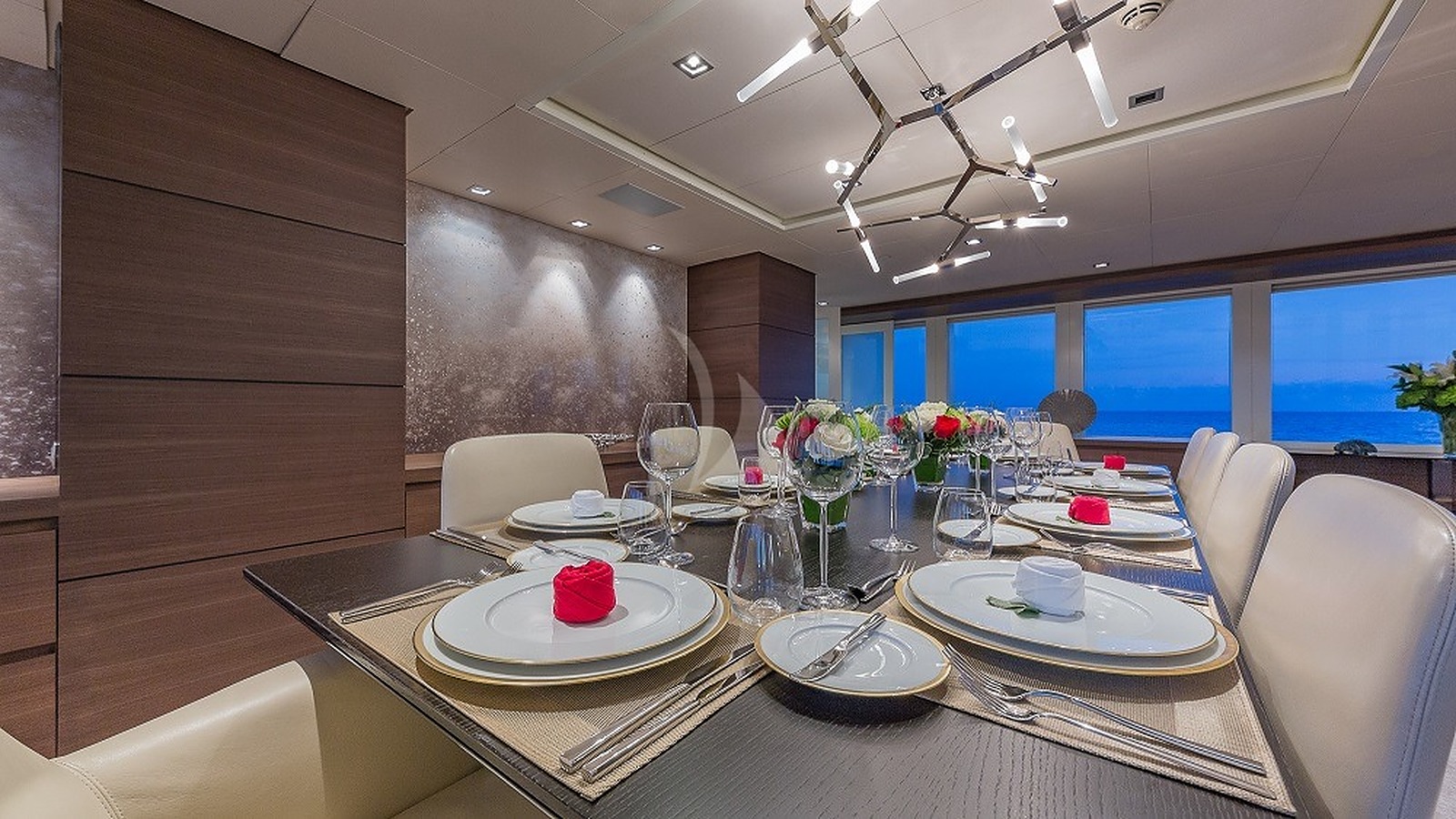 Big Sky Yacht - Image 18