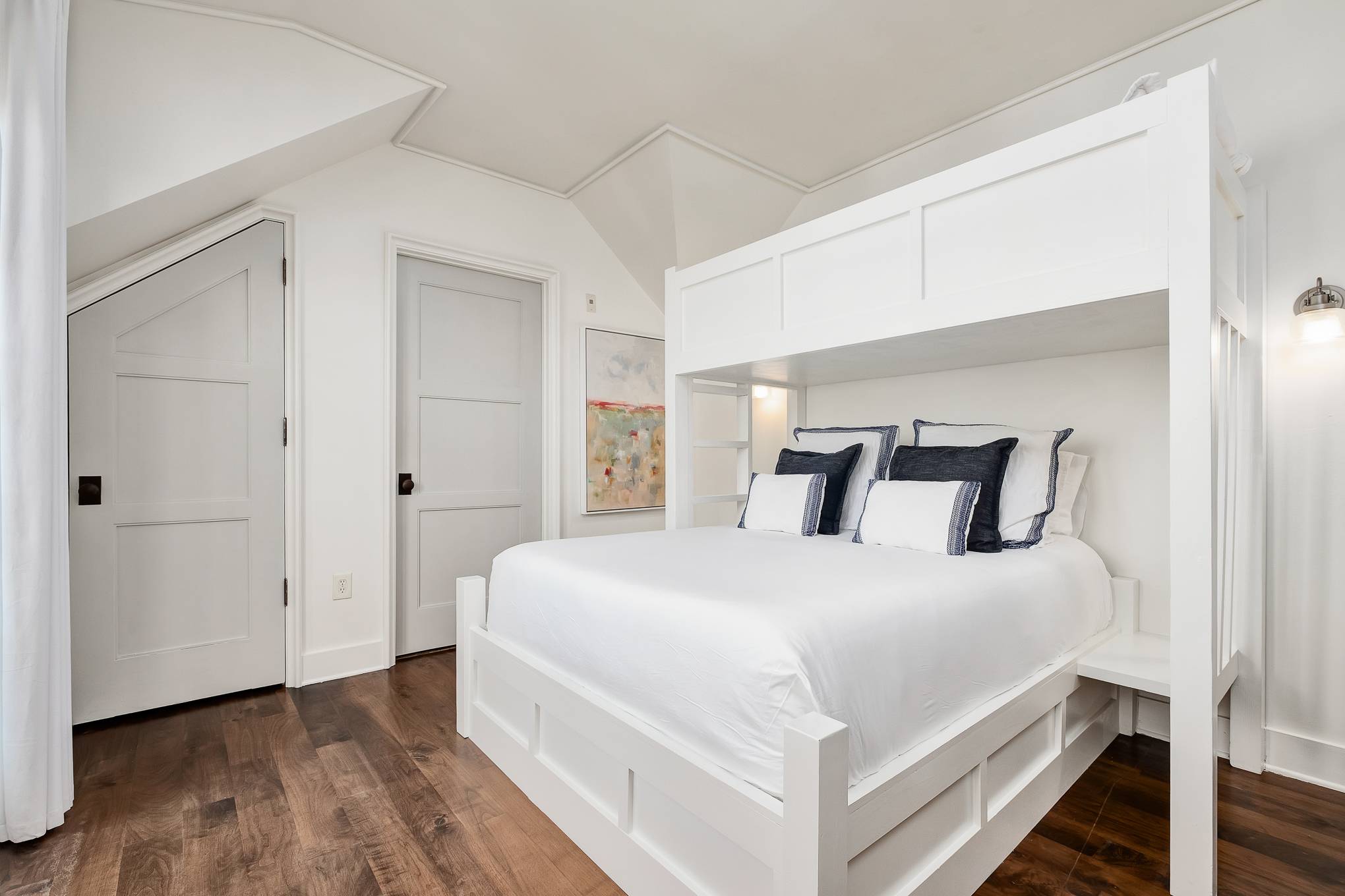 Bowfin Home - Image 12