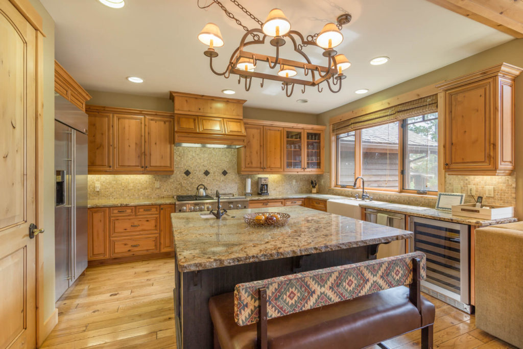 Valmont House - Image 11