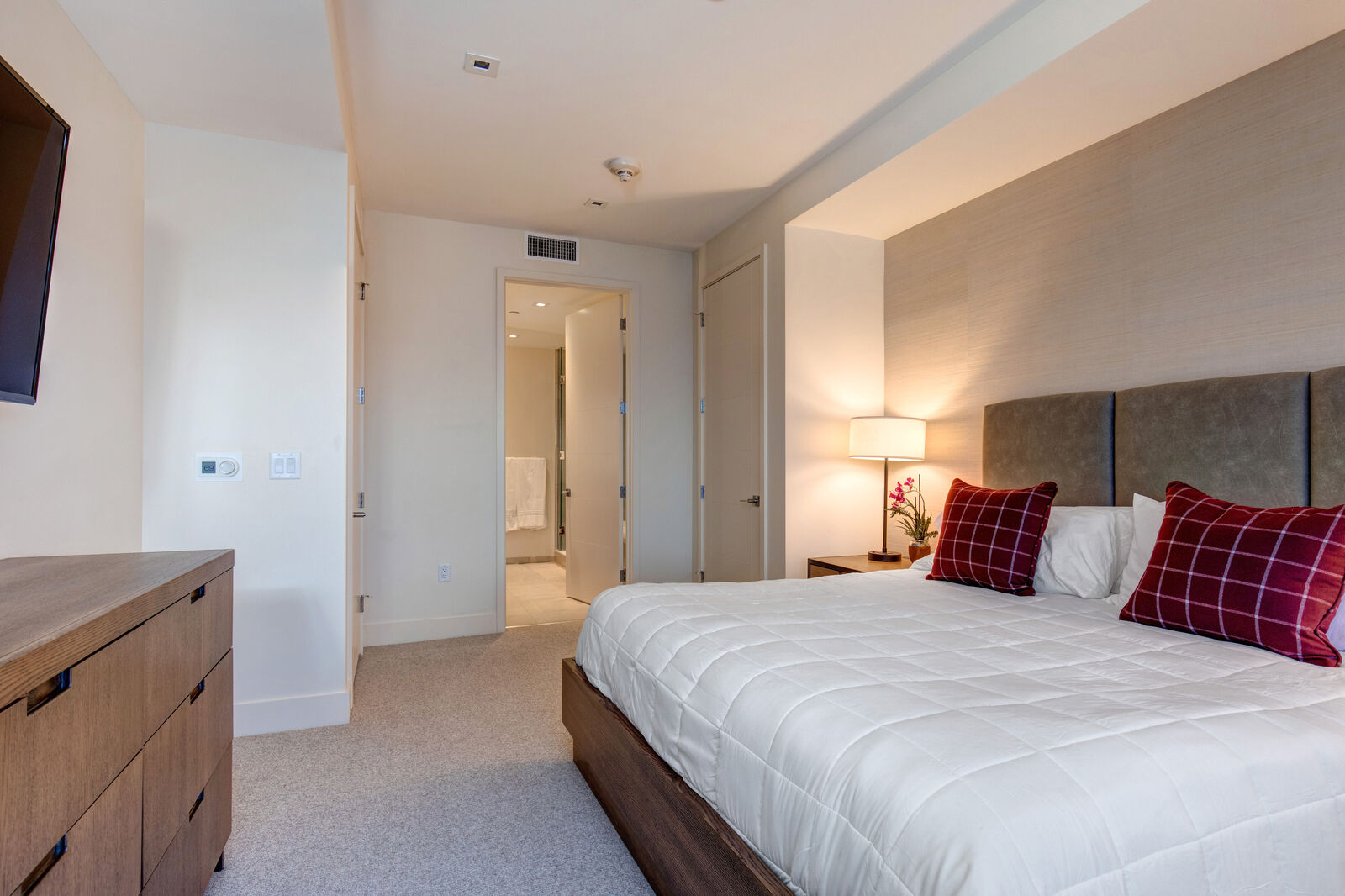 High Home - Image 17