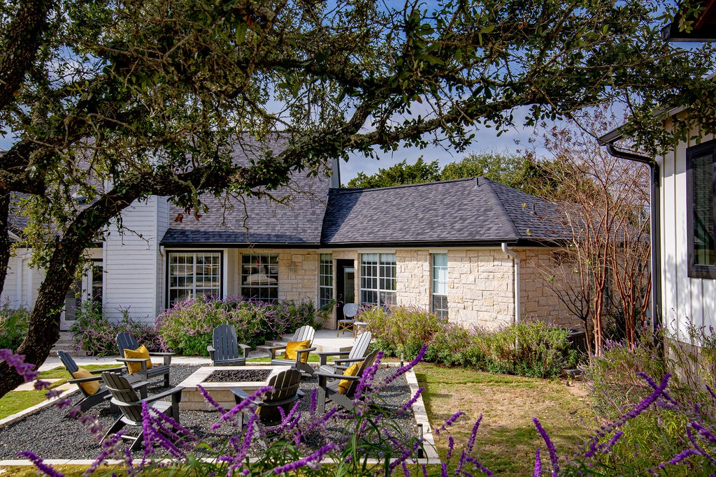 Sundown Manor - Image 82