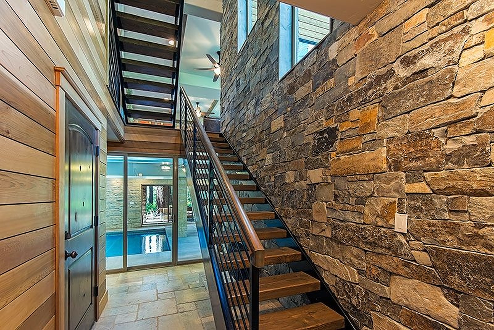 Saddle Manor - Image 18