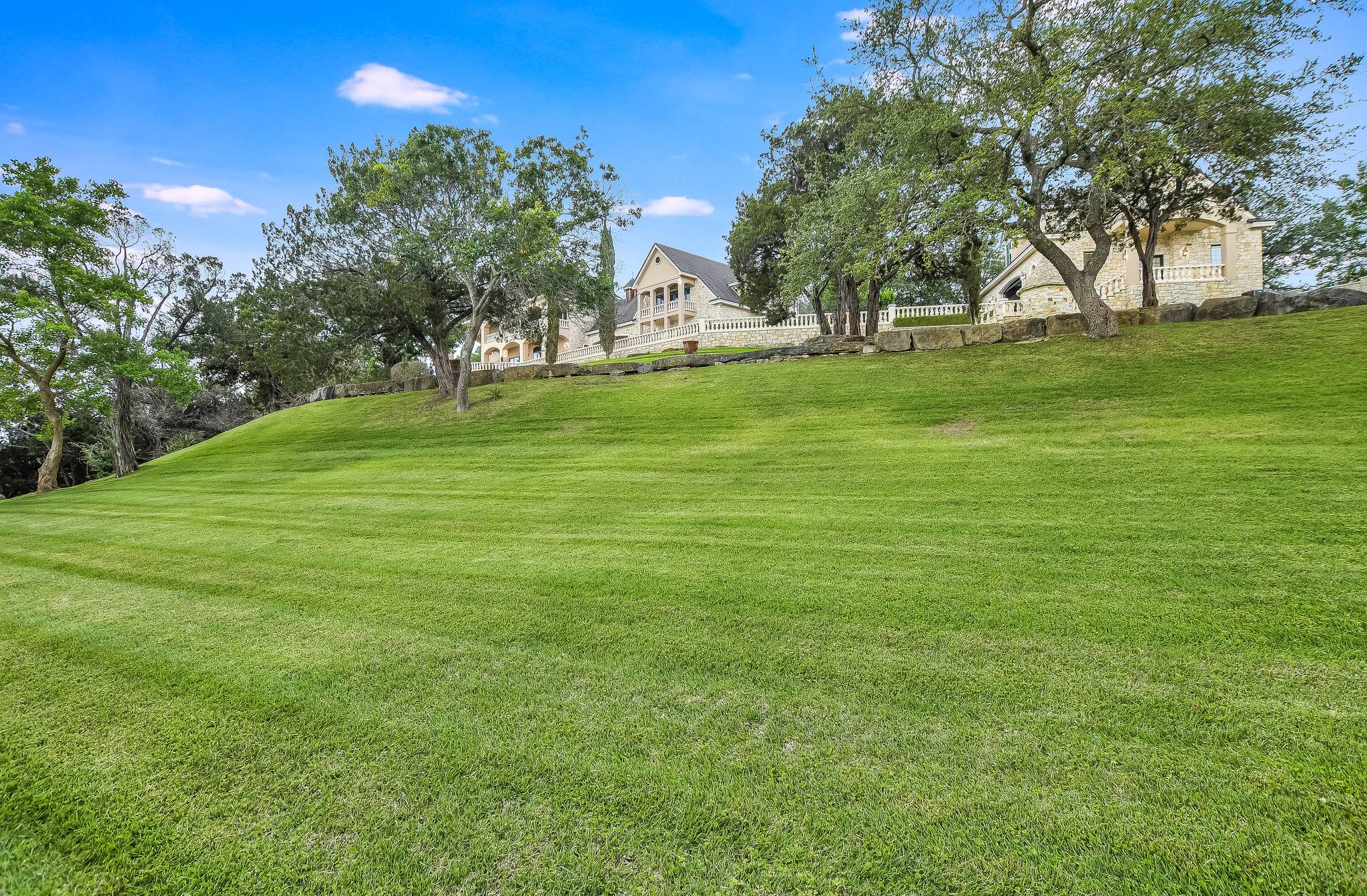 Vaughan Manor - Image 66