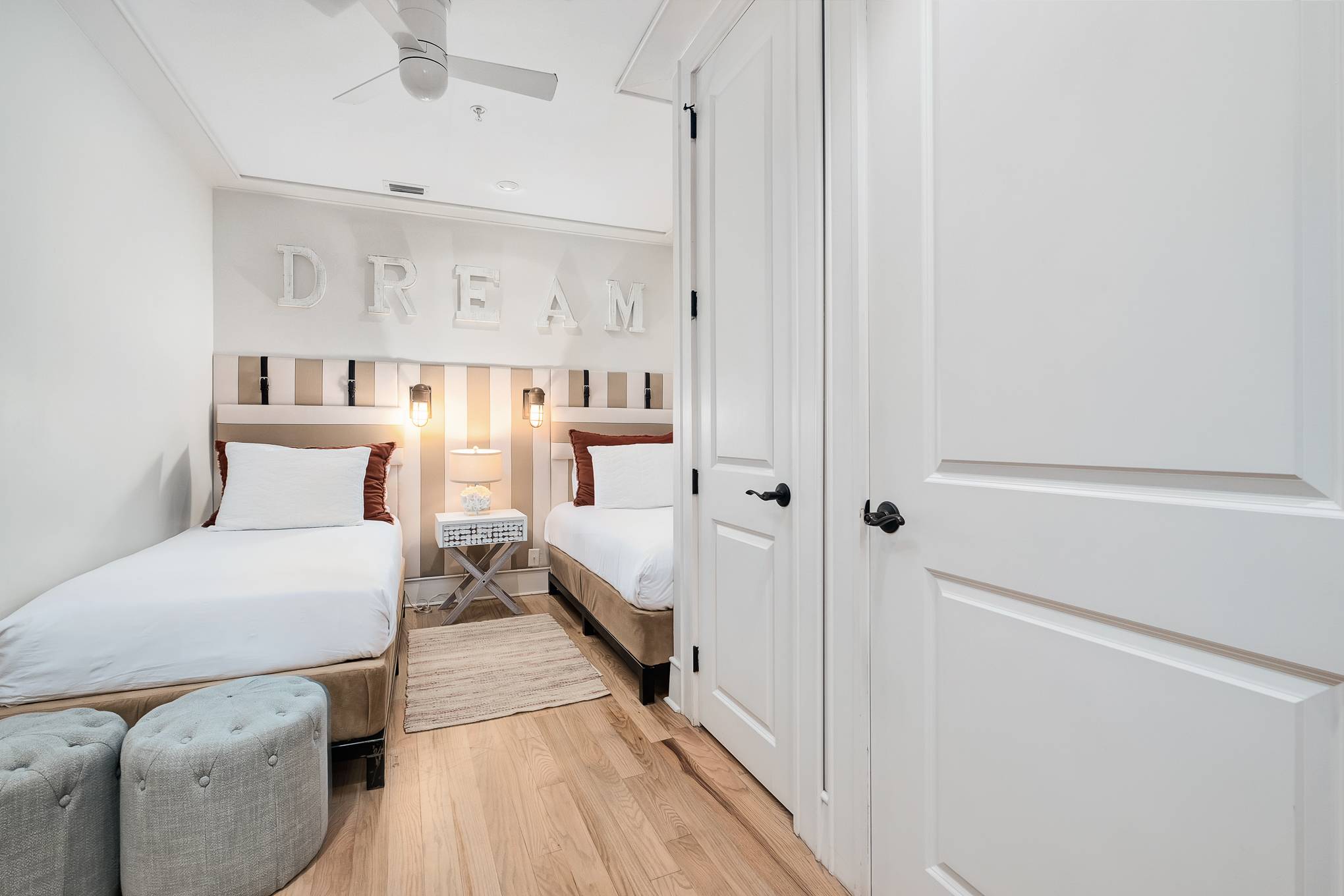 Lagoon Home - Image 15