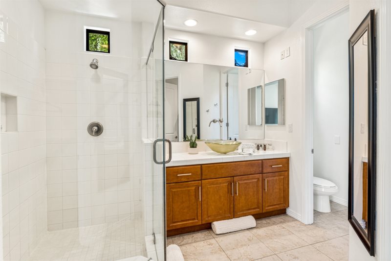 Josefina Villa - Image 23