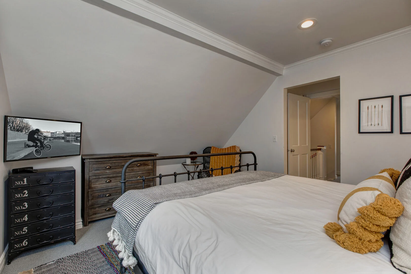 Tegan House - Image 25