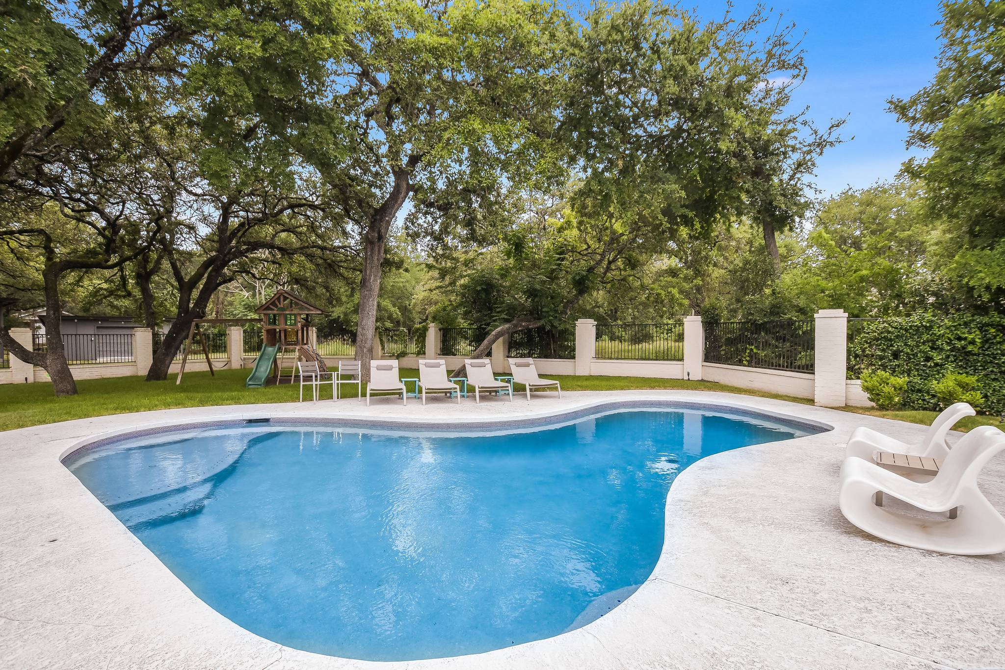 Graham Villa - Image 51