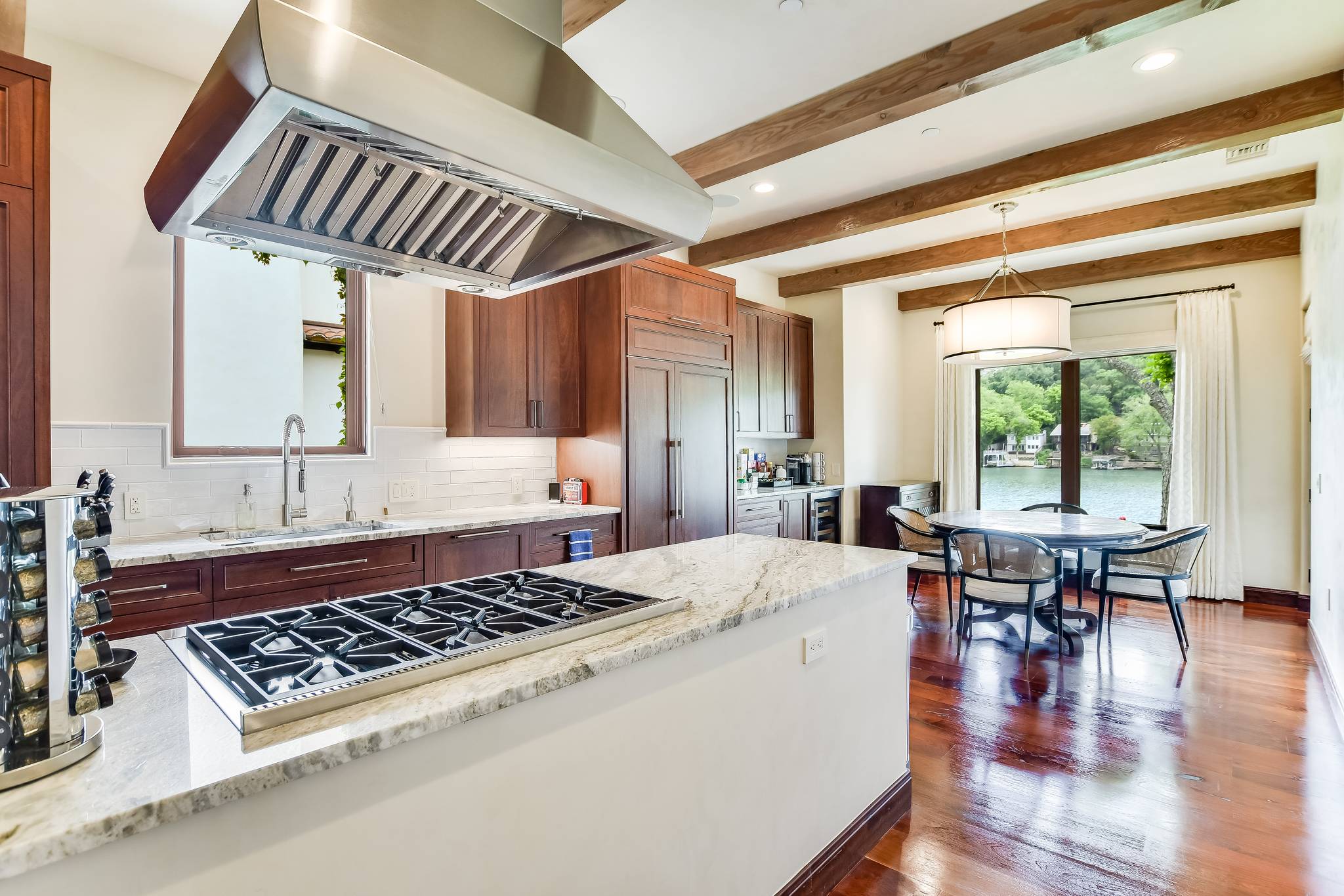 Southern Magnolia Estate - Image 8