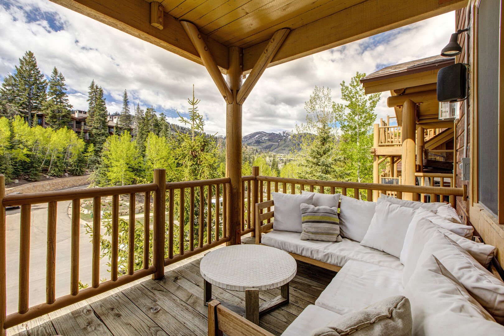 Deer House - Image 39