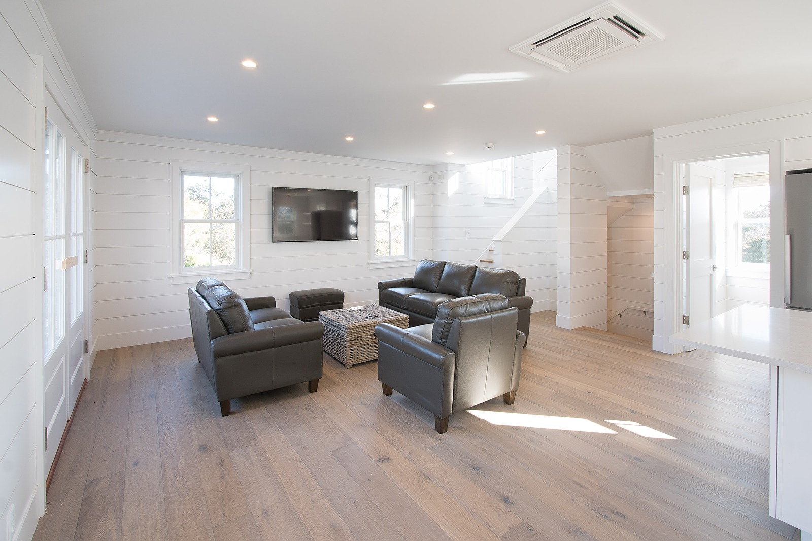 Mill Manor - Image 39