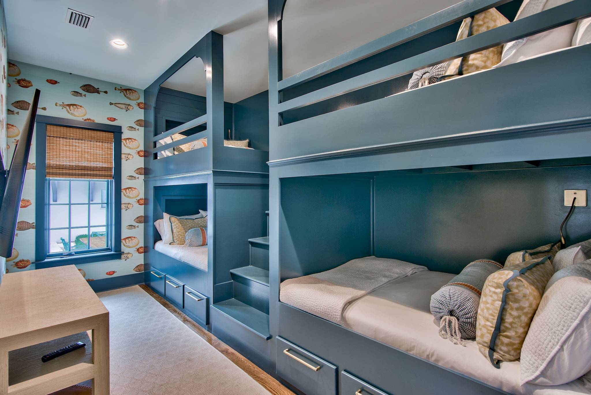 Red Shiner House - Image 12